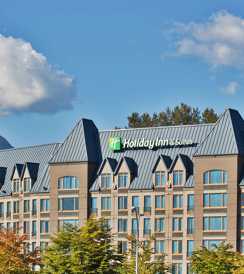 Exterior of the Holiday Inn North Vancouver