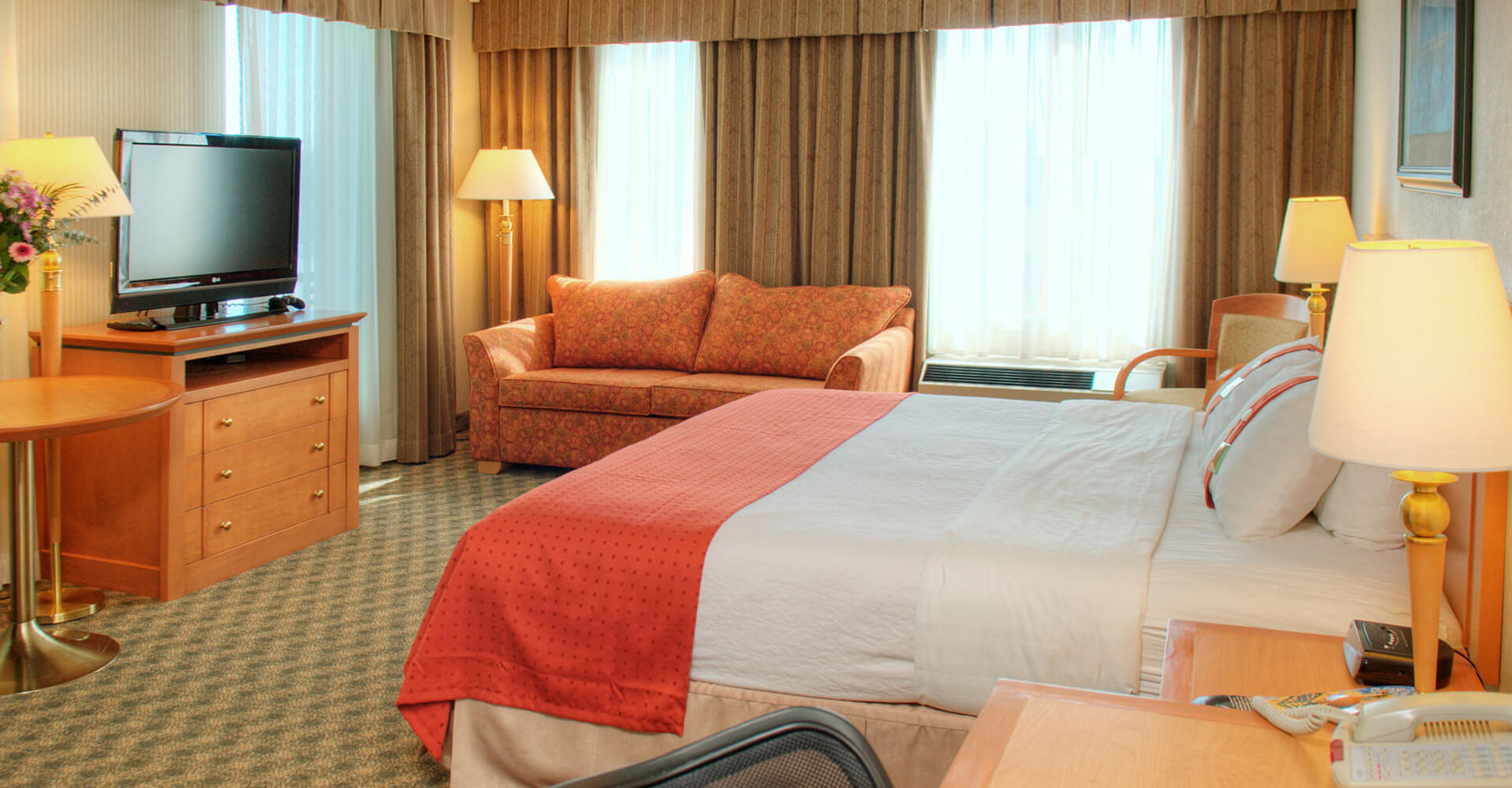 Furnished single room accommodation at the Holiday Inn North Vancouver